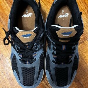 Avia Black and Gray Athletic Shoes